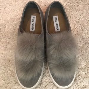 Steve Madden gray silde on sneakers with Pom poms